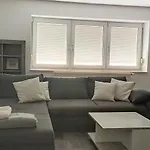 Zur Kirschblüte Apartment *